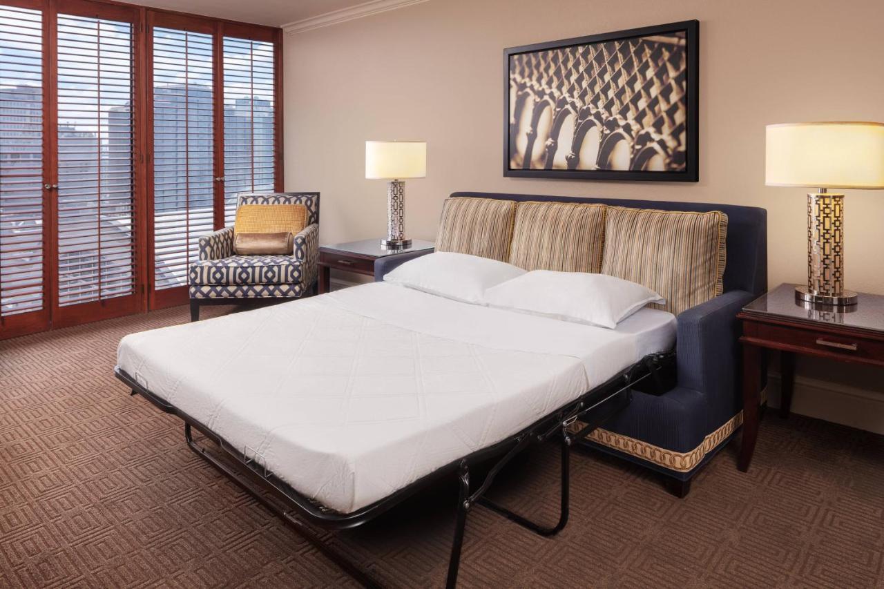 เชอราตัน นิว ออร์ลีนส์ โฮเต็ล Hotel นิวออร์ลีนส์ ภายนอก รูปภาพ